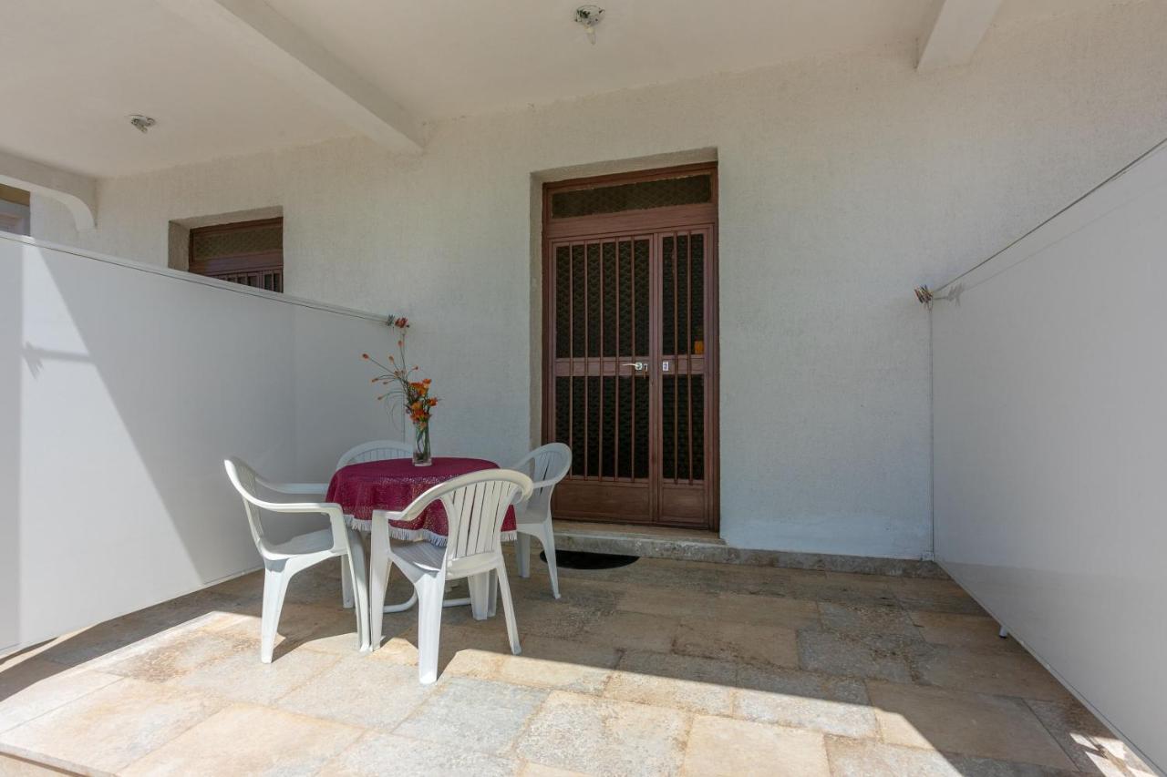 Apartments Laura دْغاماي المظهر الخارجي الصورة